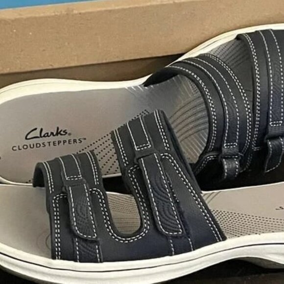 BRAND NEW Cloudsteppers Clarks blue sandals size 11 - Picture 6 of 6